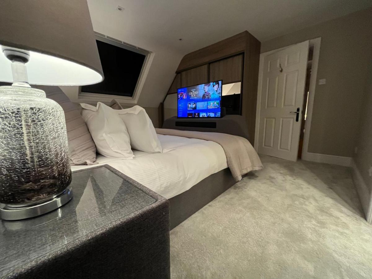 Luxurious 4 Bedroom Home In The Heart Of The Cotswolds With Hot Tub! Stow-on-the-Wold Exterior foto