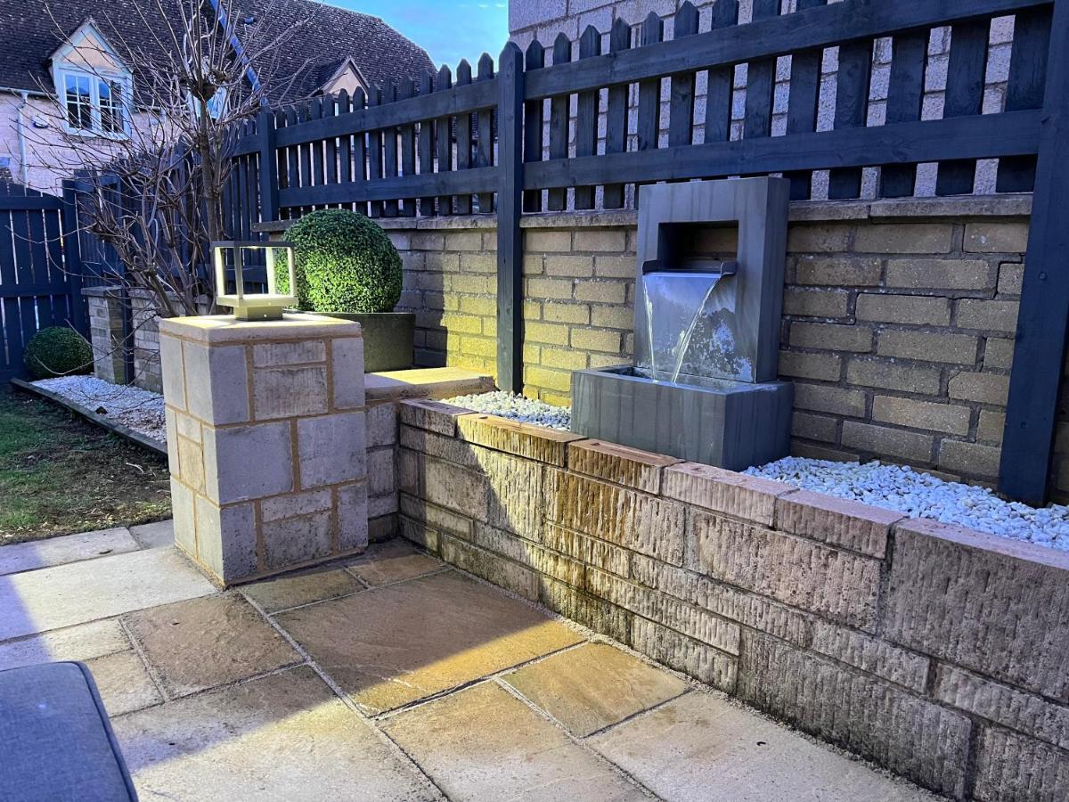 Luxurious 4 Bedroom Home In The Heart Of The Cotswolds With Hot Tub! Stow-on-the-Wold Exterior foto