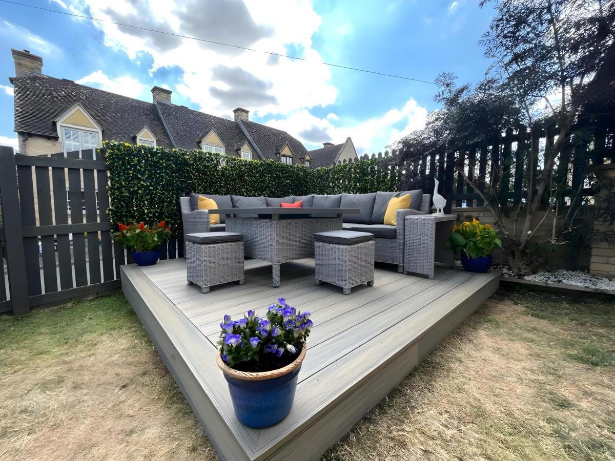 Luxurious 4 Bedroom Home In The Heart Of The Cotswolds With Hot Tub! Stow-on-the-Wold Exterior foto